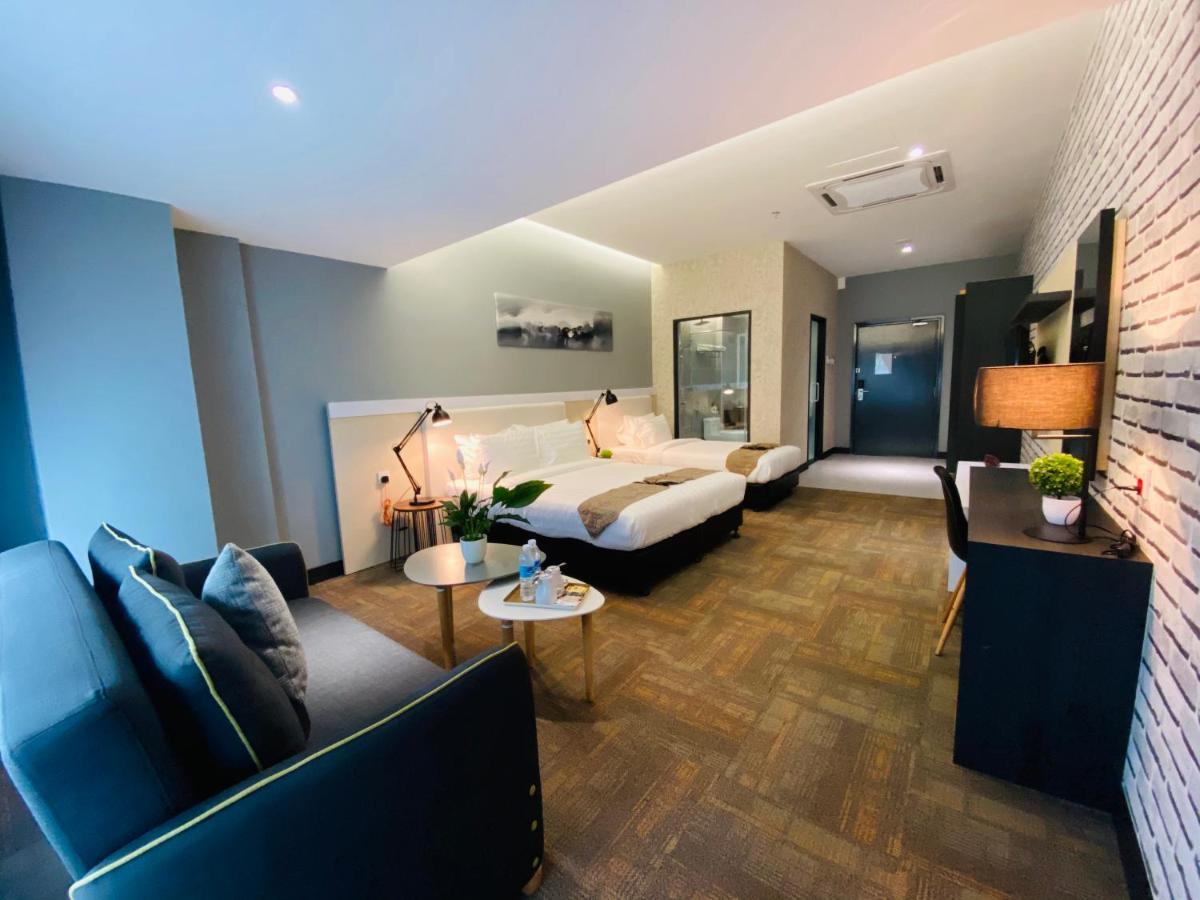 Glex Hotel Signature ยะโฮร์บาห์รู ภายนอก รูปภาพ