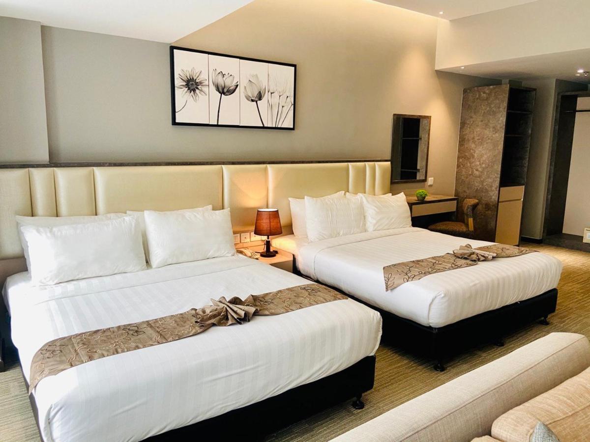 Glex Hotel Signature ยะโฮร์บาห์รู ภายนอก รูปภาพ